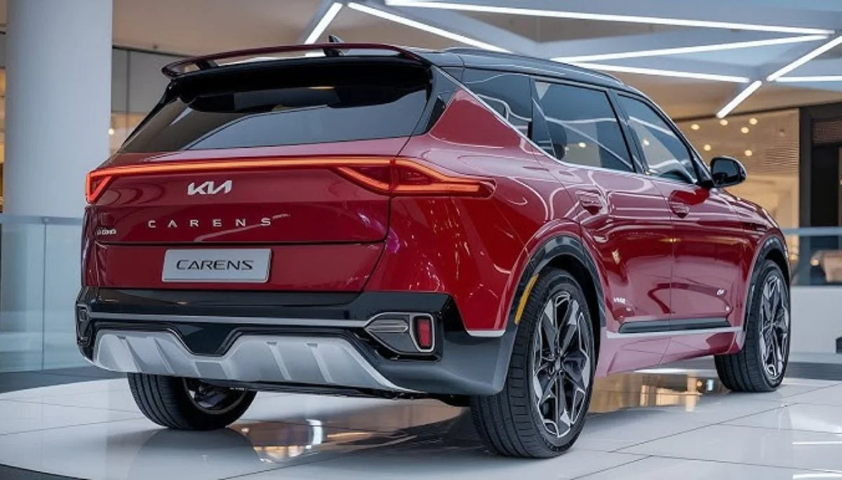 Kia Carens 2025: